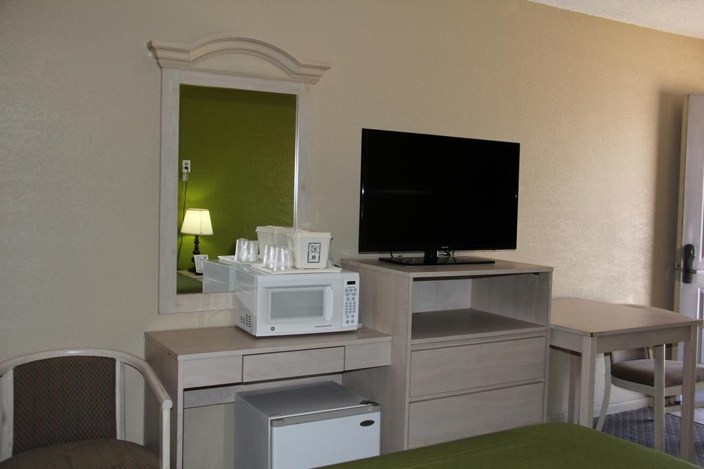 Lodge Usa Motel Guymon ภายนอก รูปภาพ